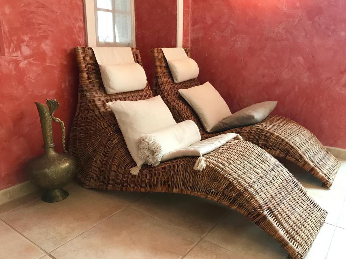 Chateau De Mathod Chambres D'Hotes מראה חיצוני תמונה